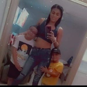 Meet your Posher, Vicente a.